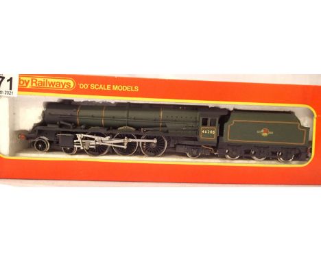 Hornby Princess Class refinished Green, Late Crest, 46205, Princess Victoria, in good condition, detailed tender top and loco