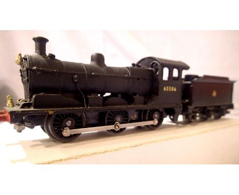 Kit built J17, 0.6.0. and tender, white metal, on Triang/Hornby chassis, Black, Early Crest, 65586, in good build and finish.