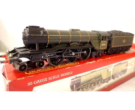 Hornby Class A3, refinished, Green, Late Crest, 60061, Pretty Polly, detailed/weathered, in very good condition, box poor. P&