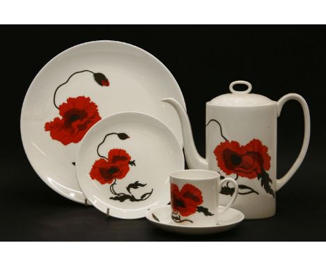 A large modern Wedgwood 'Susie Cooper' design dinner and tea service, 'Corn Poppy' pattern