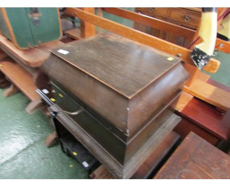 OAK CASED COLUMBIA GRAFONOLA RECORD PLAYER A/F