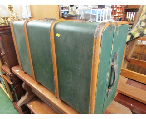 GREEN FIBRE AND WOOD BANDED TRAVEL TRUNK