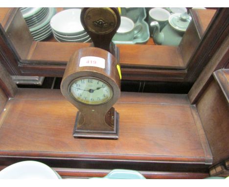 MAHOGANY CASED BALLOON MANTLE CLOCK WITH 8 DAY MOVEMENT