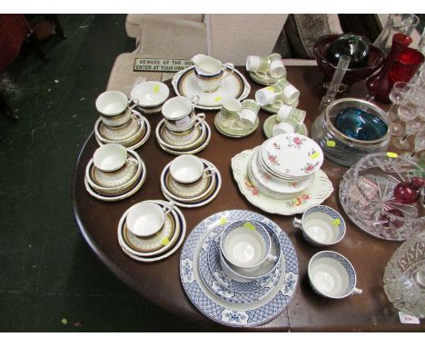 QUANTITY OF PARAGON STIRLING TEA WARE, ROYAL DOULTON ENGLISH RENAISSANCE COFFEE CUPS WITH SAUCERS AND OTHER CHINA TEA WARE