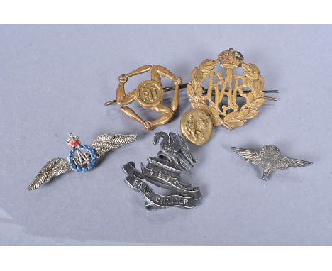 A WWI silver hallmarked Liverpool Pals battalion badge, by Elkington &amp; Co, stamped London 1914, with two loop constructio