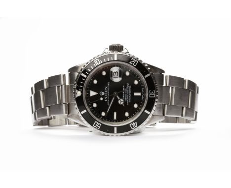 GENTLEMAN'S ROLEX OYSTER PERPETUAL DATE SUBMARINER AUTOMATIC STAINLESS STEEL WRIST WATCHpurchased 1998, the papers stating 16