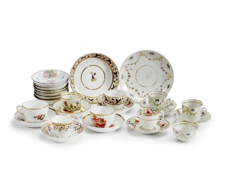 A COLLECTION OF VARIOUS 18TH CENTURY AND LATER ENGLISH PORCELAIN TEA WARES, tea bowls, cups, saucers and saucer dishes (a lot