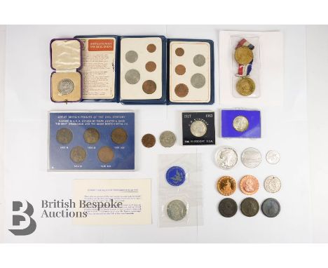 Quantity of GB coins: including a Reginald's Tower Waterford Uncirculated coin set 2004; UK Uncirculated Coin Collection 1983