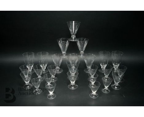 Quantity of vintage stemmed cocktail glasses, approx 20 in total.&nbsp;