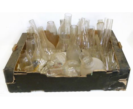 Collection of oil lamp chimneys. We are unable to do condition reports for this sale.