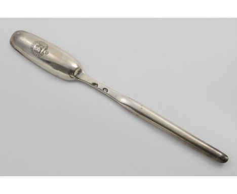 A GEORGE II / III IRISH MARROW SCOOP engraved on the back of the large bowl with a crest and the motto "CONFIDO CONQUIESCO", 