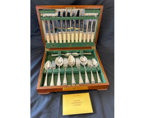 Vintage past times canteen of cutlery, John Blige Sheffield 