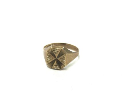 Gents 9ct gold ring, total weight approximately 4grams, hallmarked, ring size Y