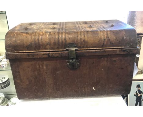Vintage metal trunk measures approximately 44.5cm tall 70cm wide 46cm depth