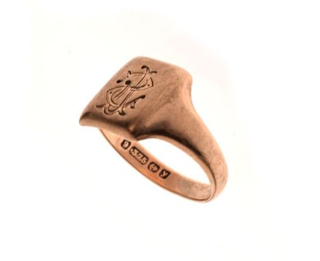 9ct gold signet ring, size R, 5.3g approx   Condition: 