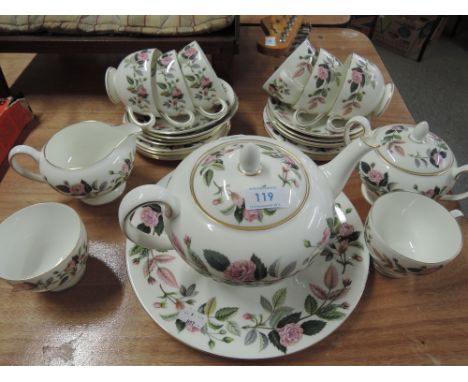 A Wedgwood 'Hathaway Rose' part tea service 