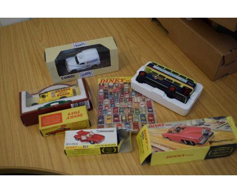 Mixed Lot comprising a Dinky Toys Lady Penelope's Fab 1 Thunderbirds car with original box together with a Dinky Toys Lotus E