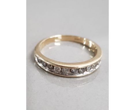 9CT GOLD DIAMOND HALF ETERNITY RING 0 25 POINTS 1 QUARTER CT SIZE O
