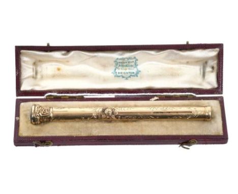Victorian yellow metal combination propelling pen and pencil with floral engraved and engine turned decoration, intaglio agat