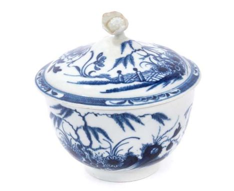 Worcester blue and white sucrier and cover, circa 1770, decorated with the Candle Fence pattern, 11.5cm diameterCondition rep