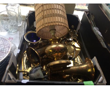 A box containing a quantity of various brass ware to include lamp and one green jardiniere