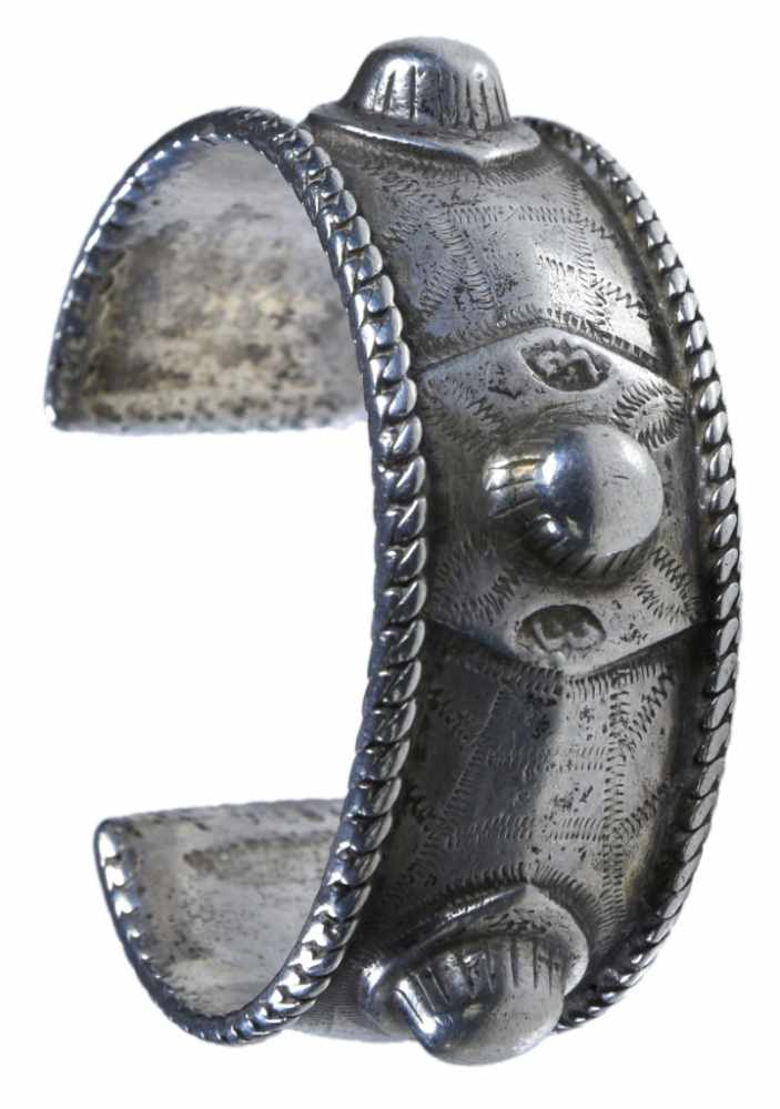 Bracelet Oriental En Argent Avec Poinçons - Occasion, Style Ethnique