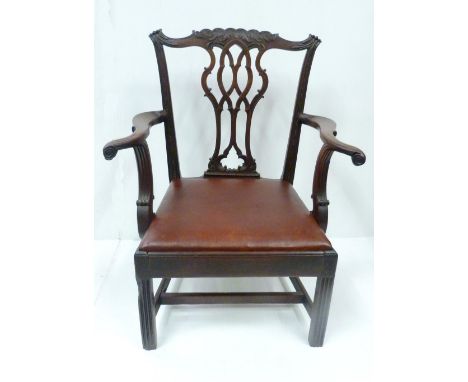 George III Chippendale-style mahogany carver armchair with acanthus top rail and scroll terminals, central pierced splat, sha