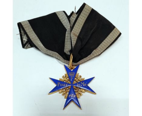 Pour le Mérite, wohl Zweitausführung, Kupfer vergoldet und emailliert, mit Halsband, Ausführung mit Bogenagraffe, keine Herst
