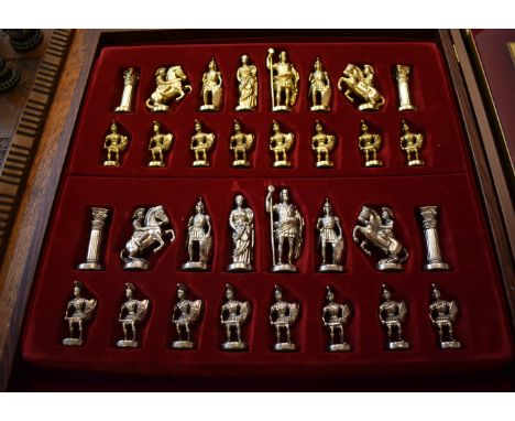 Nice large Chess set, Manopoulas. Greek/Roman period. Complete with all inserts and dust bag