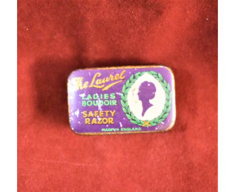 The "Laurel" Ladies Boudoir Safety Razor from George H. Lawrence Ltd., of Sheffield produced in the 20s and 30s. With two raz