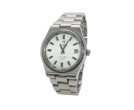 Omega Seamaster Cosmic 2000 automatic stainless steel gentleman's bracelet watch, the circular silvered dial with baton marke