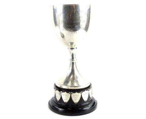 A George V silver goblet shaped trophy, engraved Lincolnshire Gardeners Association, The Rayner Challenge Cup, presented by W