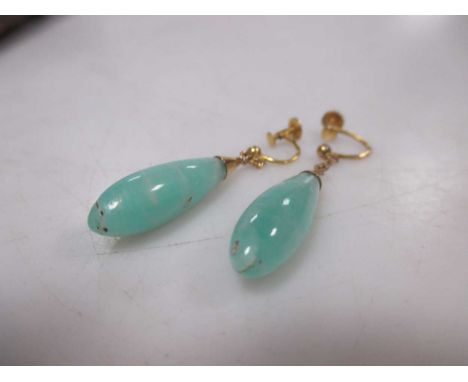 A cased pair of 9ct gold and jade pendant earrings
