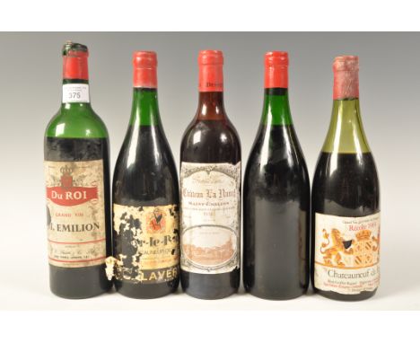 A collection of red wines to include Du Roi Grand Vin St Emilion, a 1976 Chateau La Nauve St Emilion, 2 bottles of vintage Ch