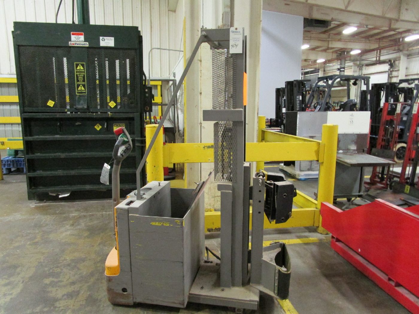 Easy Lift Equipment Model DH80040SP 2,135 Lb. Drum Hauler Cart, Serial