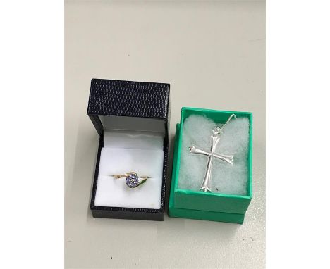 9ct Gold dress ring and silver cross 