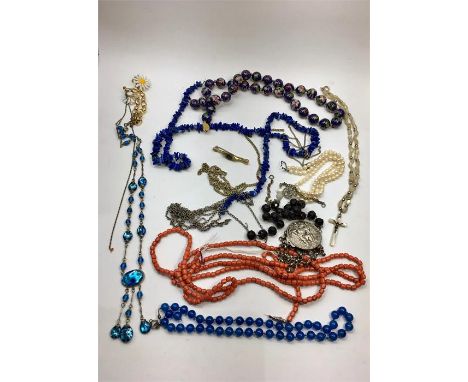 Collection of Vintage Costume Jewellery