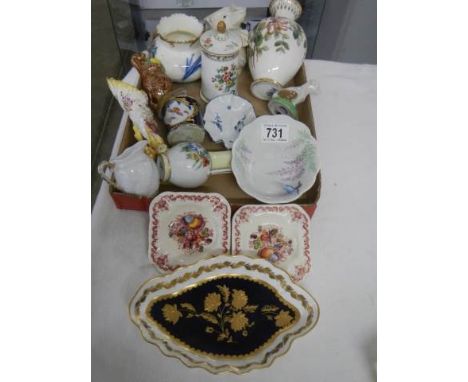 A mixed lot of ceramic items.