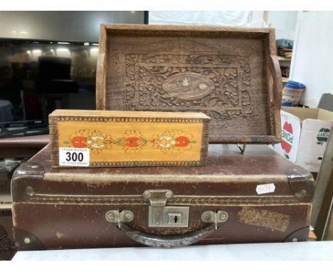 A small vintage case &amp; 2 wooden items