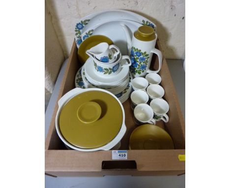 Retro J & G Meakin Studio dinner and coffee set - six place settings in one box 