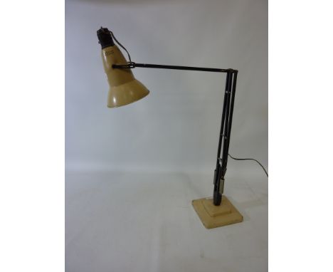 Vintage Angle poise lamp and a 'Remington Rand' typewriter (2)