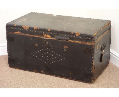19th century trunk with studded decoration L83cm 