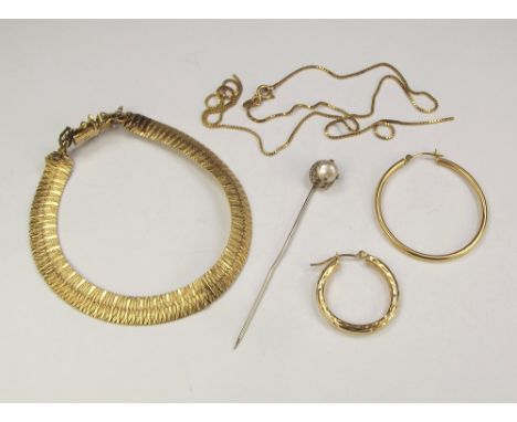 SCRAP GOLD JEWELLERY. Scrap 14k. jewellery & a 14k. stick pin, mounted a natural pearl. Total weight approx. 16.5g.