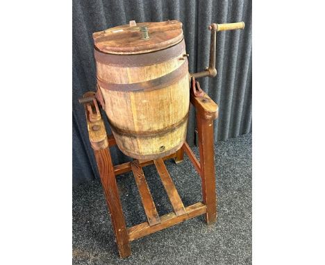 Walde &amp; Sons Ltd Churn on stand