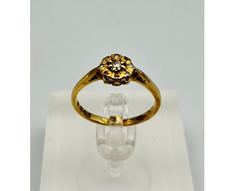 18ct Gold ladies diamond ring Size - PWeight - 2.85g