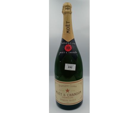 Premiere Cuvee Moet &amp; Chandon Champagne 150cl