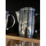 Lot de 8 pichets eau acier inox
