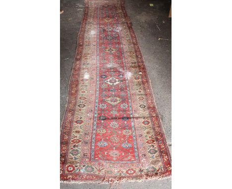 Hamadan runner, the tomato field with trellis design and triple border, 1.00m x 3.86m