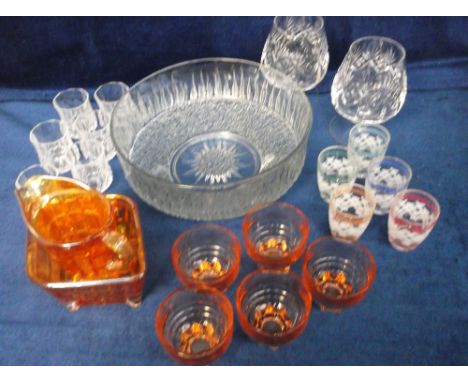 Collectables, Glassware, two cut glass brandy glasses with thistle design, 11 smaller toddy glasses, small jug &amp; dish in 