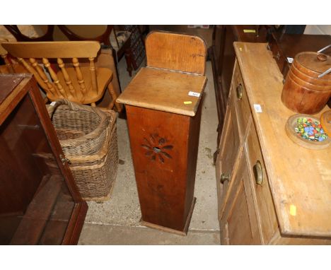 A vintage French elm and pine baguette box 